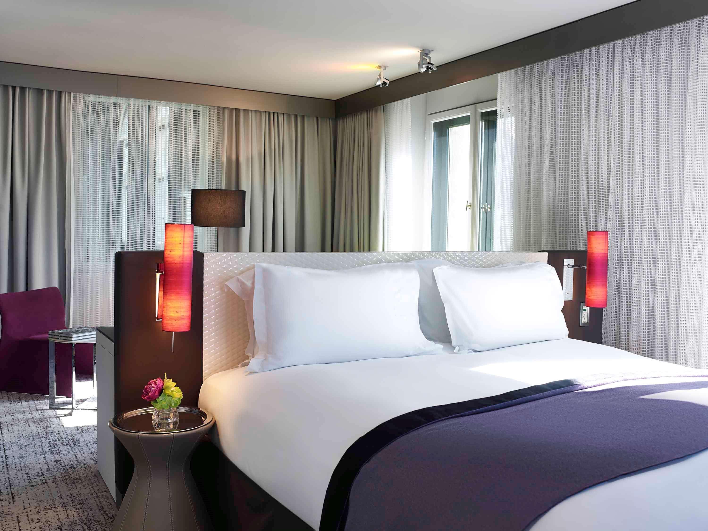 Sofitel Munich Bayerpost Hotel Luaran gambar A bedroom at the hotel